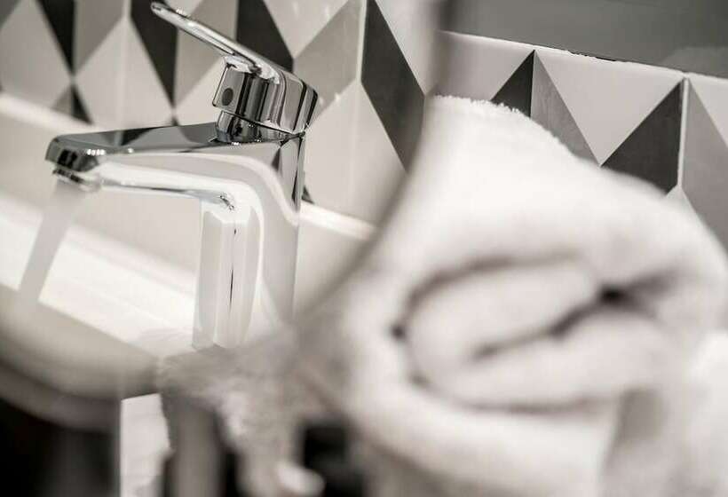 اتاق استاندارد, Urban Nest   Suites & Apartments
