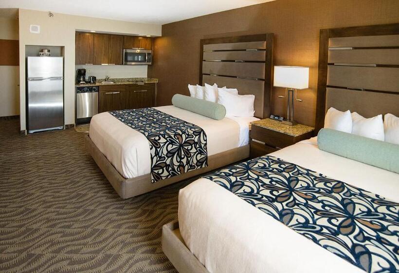 استودیوی لوکس, Boardwalk Resorts   Flagship