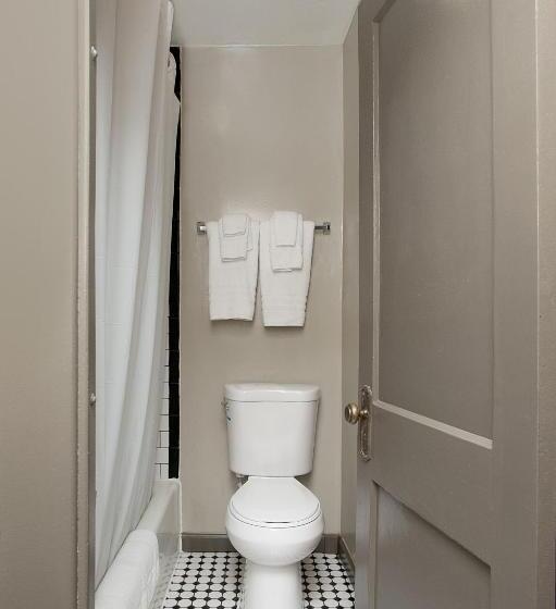 اتاق استاندارد با تخت بزرگ, Gardner Hotel & Hostel