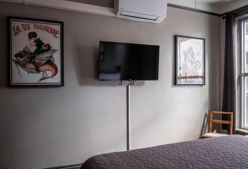 اتاق استاندارد با تخت بزرگ, Gardner Hotel & Hostel