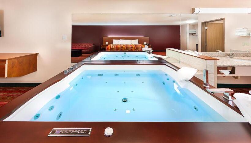 سوئیت اجرایی با تخت کینگ, Grand Marquis Waterpark Hotel & Suites