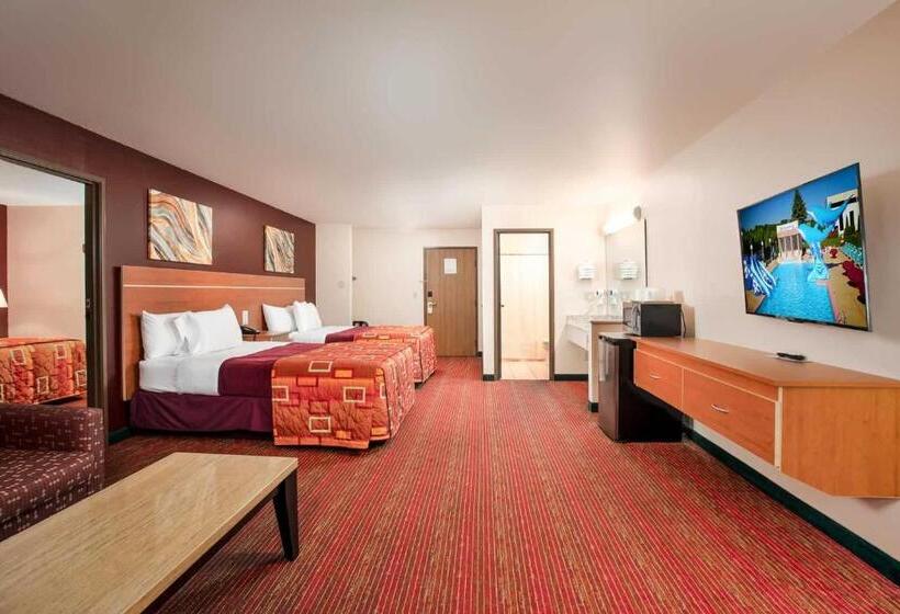سوییت خانوادگی, Grand Marquis Waterpark Hotel & Suites