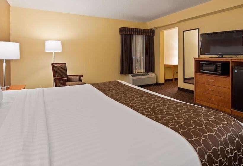 سوییت, Best Western Louisville East Inn & Suites