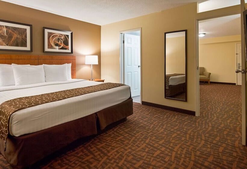 سوییت, Best Western Louisville East Inn & Suites