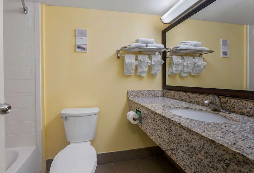 سوییت, Best Western Louisville East Inn & Suites