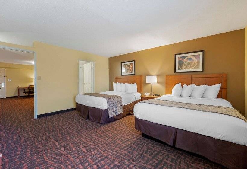 سوییت, Best Western Louisville East Inn & Suites