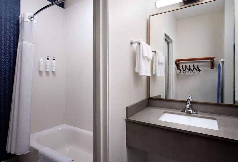 اتاق استاندارد با 2 تخت دوبل, Fairfield Inn And Suites Austin South