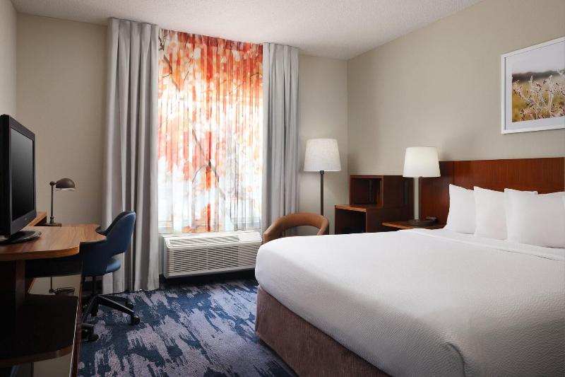 اتاق استاندارد با تخت بزرگ, Fairfield Inn & Suites Austin South