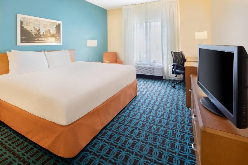 Quarto Estandar Cama King, Fairfield Inn & Suites Austinuniversity Area