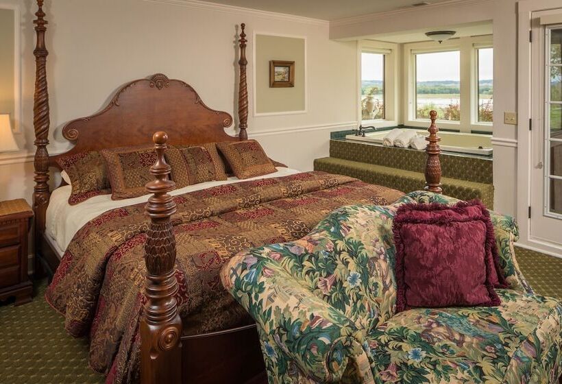 Suite, Goldmoor Inn & Resort