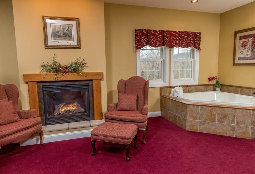 Suite, Goldmoor Inn & Resort