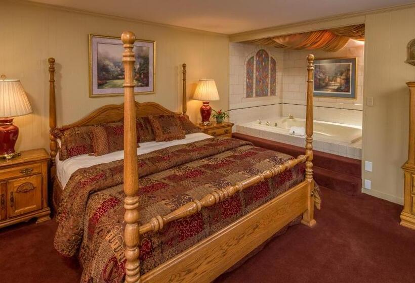 Suite, Goldmoor Inn & Resort