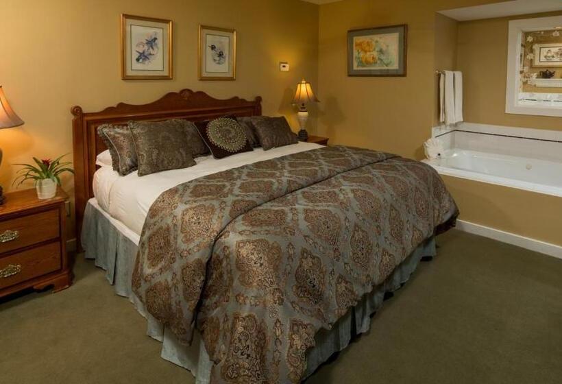 Suite, Goldmoor Inn & Resort