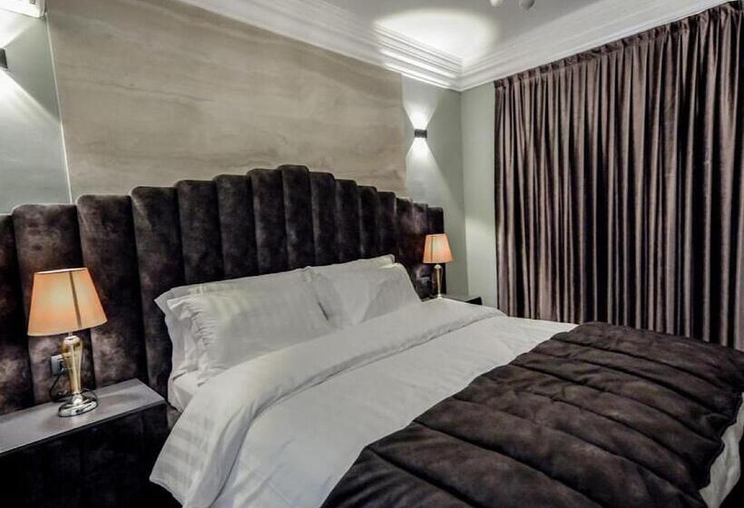 اتاق استاندارد با بالکن, Vila Tirana