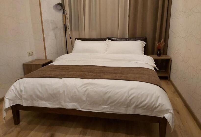 آپارتمان 1 خوابه با بالکن, Veranda