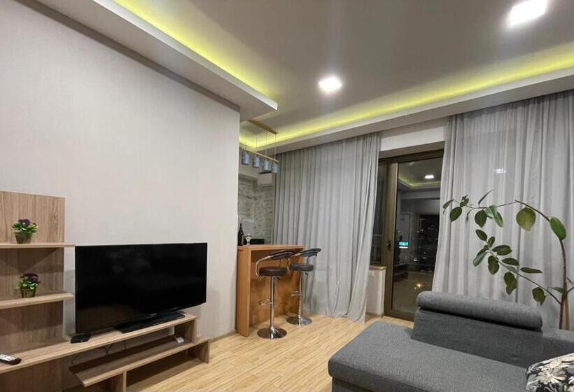 سوییت, Veranda
