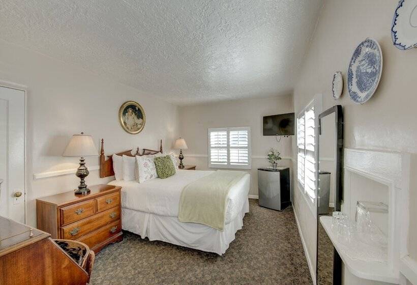 اتاق لوکس, Carmel Green Lantern Inn