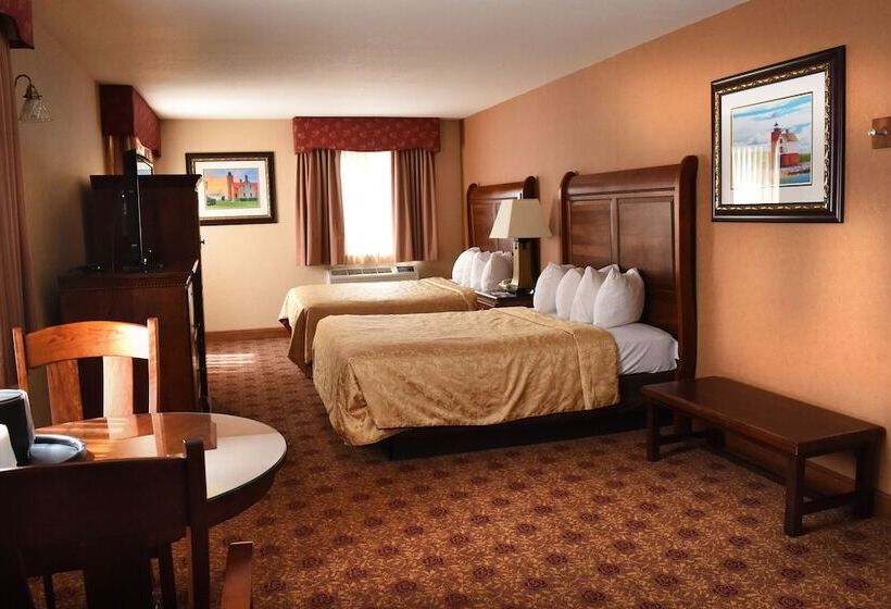 اتاق استاندارد, Hamilton Inn Select Beachfront Mackinaw City