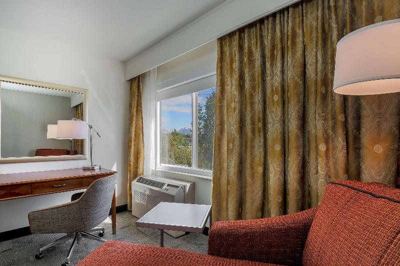 اتاق استاندارد با تخت بزرگ, Hampton Inn Anchorage