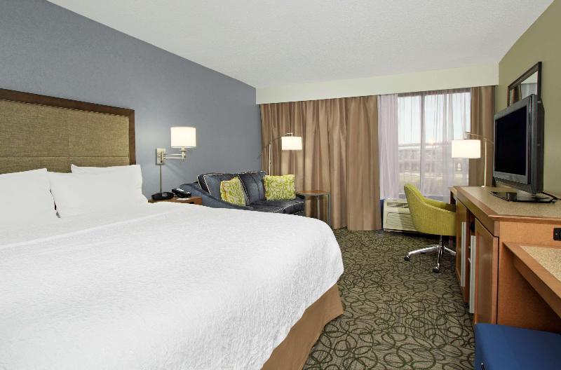 اتاق استاندارد با تخت بزرگ, Hampton Inn Austin/airport Area South