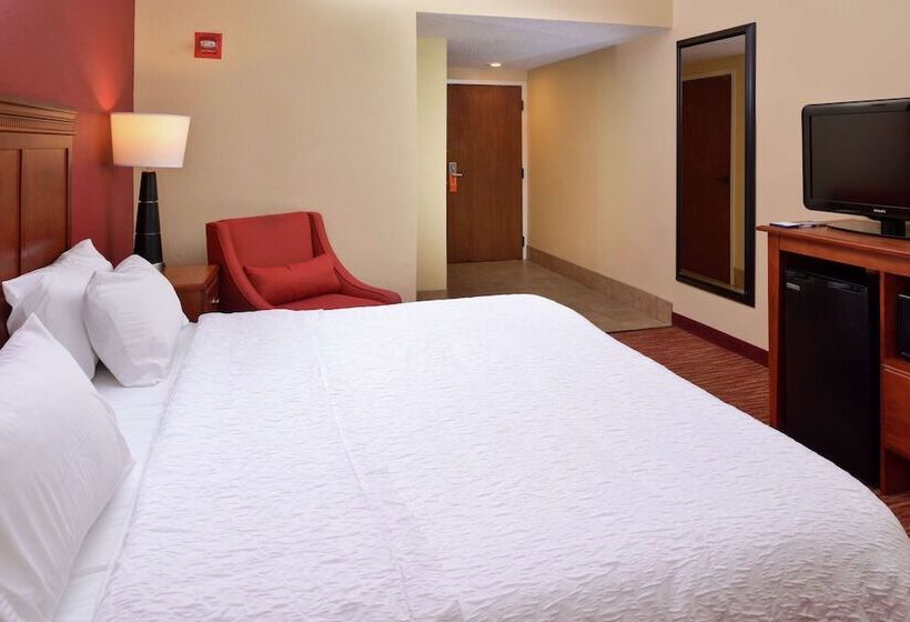 اتاق استاندارد با تخت دوبل برای معلولان, Hampton Inn Columbus East