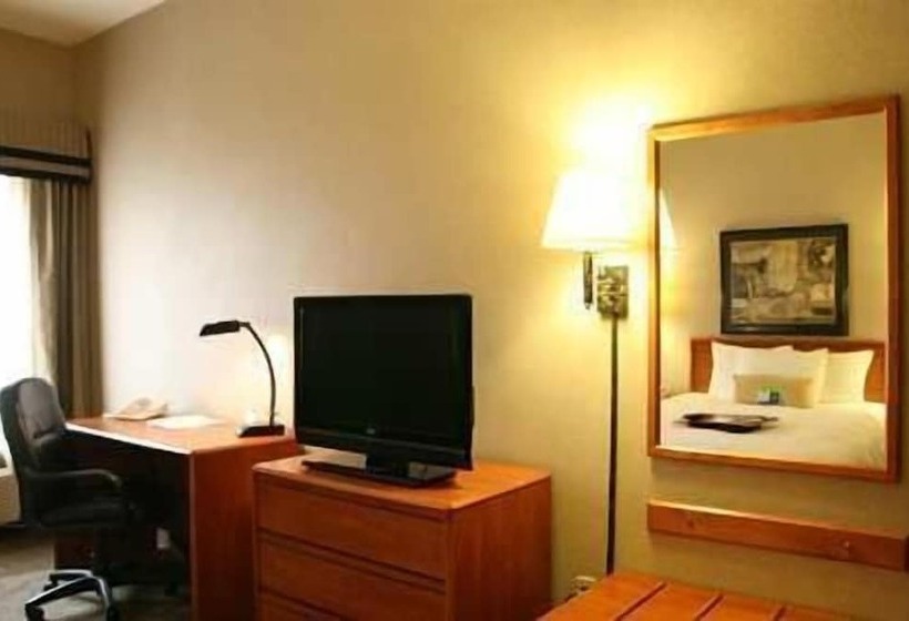 اتاق استاندارد با تخت بزرگ, Hampton Inn Columbus/taylorsville/edinburgh