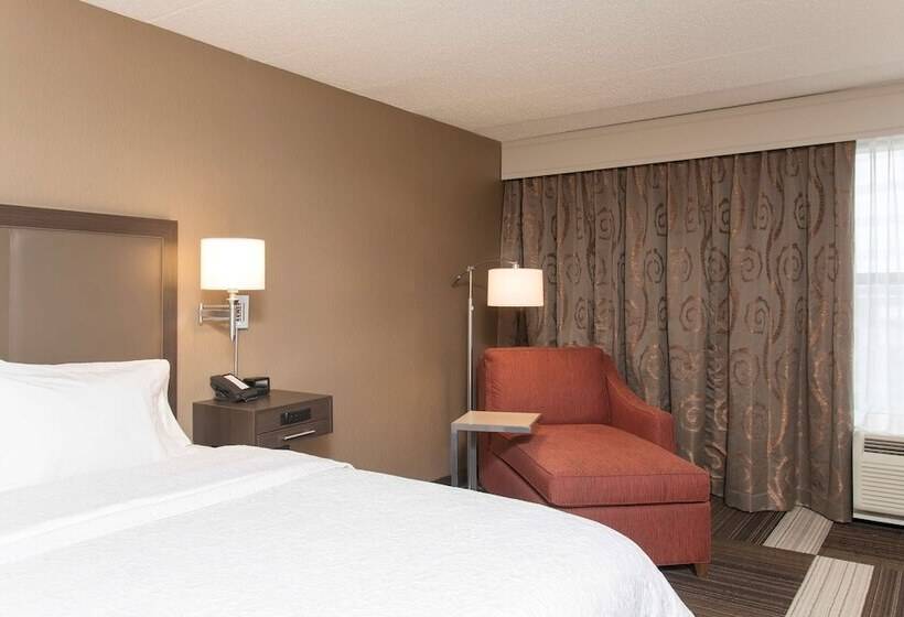 اتاق استاندارد با تخت بزرگ, Hampton Inn Columbus/taylorsville/edinburgh