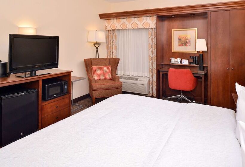 اتاق استاندارد با تخت دوبل برای معلولان, Hampton Inn Elkhart