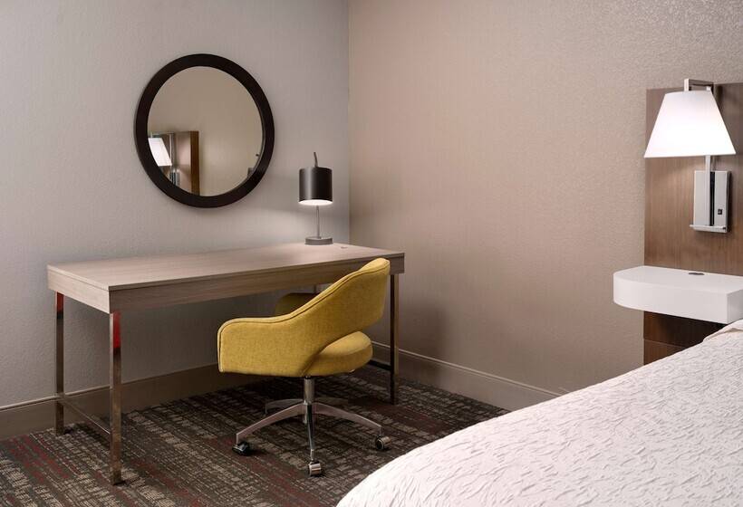 اتاق استاندارد با 2 تخت دوبل, Hampton Inn Jackson/clinton