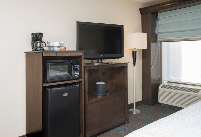 اتاق استاندارد با تخت دوبل برای معلولان, Hampton Inn & Suites Kokomo