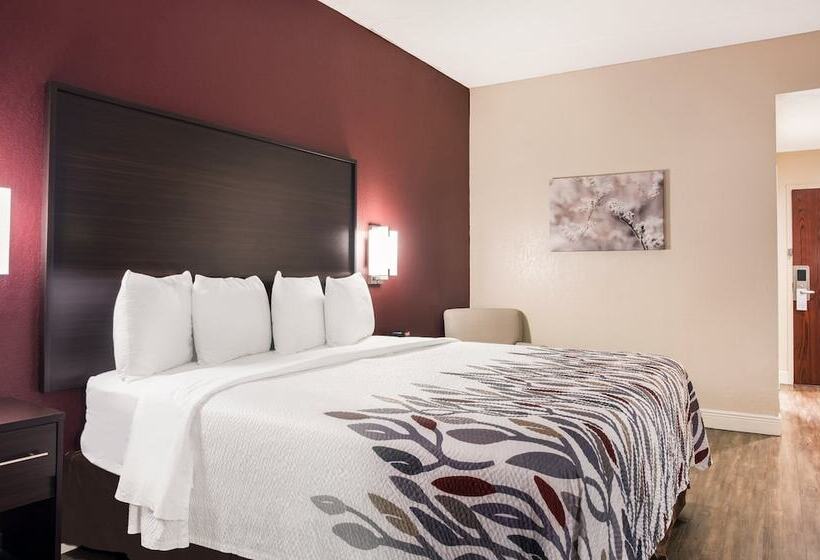 Quarto superior, Red Roof Inn Tupelo