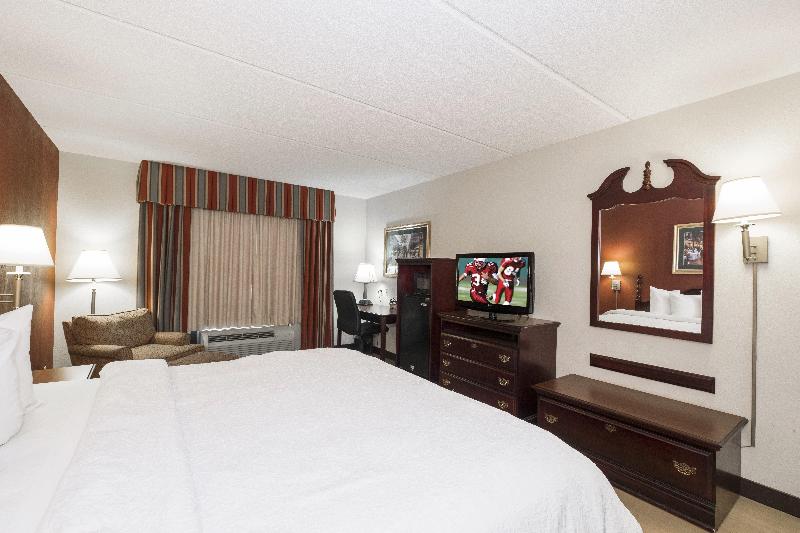 Chambre Supérieure, Red Roof Inn Tupelo