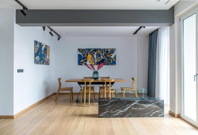 آپارتمان 3 خوابه, Pinacota Suites Athens