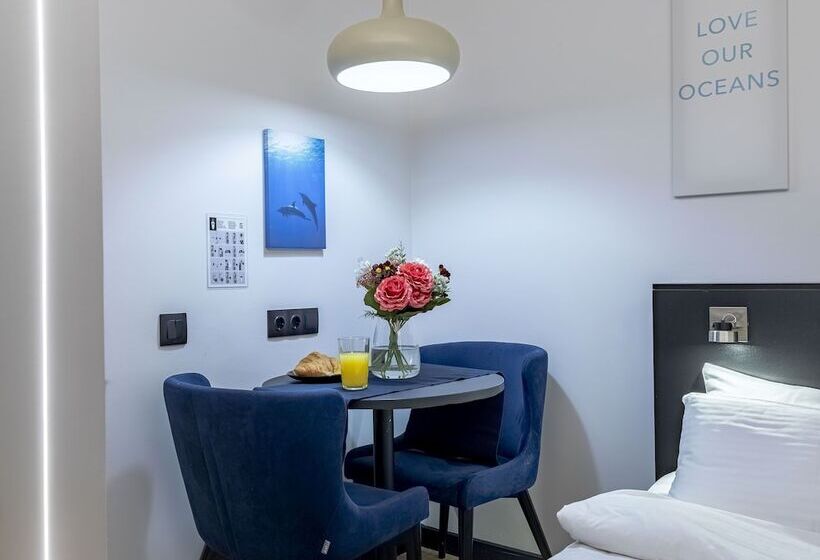 标准工作室, Apart Hotel M28