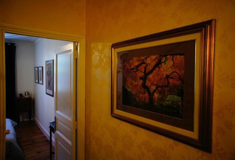 سوییت, La Maison Verte