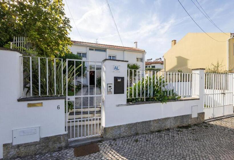 اتاق استاندارد سه نفره, Màhouse Guesthouse