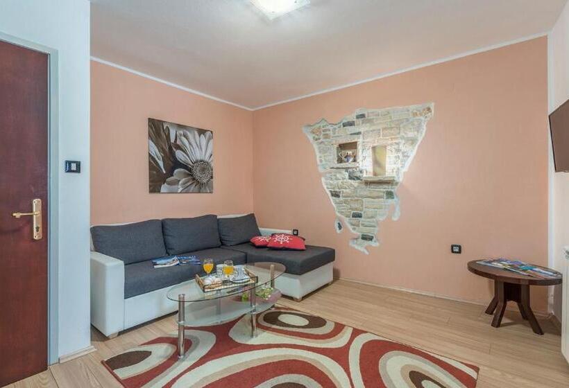 آپارتمان 1 خوابه, Apartments Ana Vodnjan