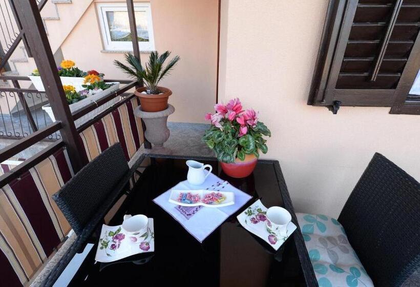 آپارتمان 1 خوابه, Apartments Ana Vodnjan