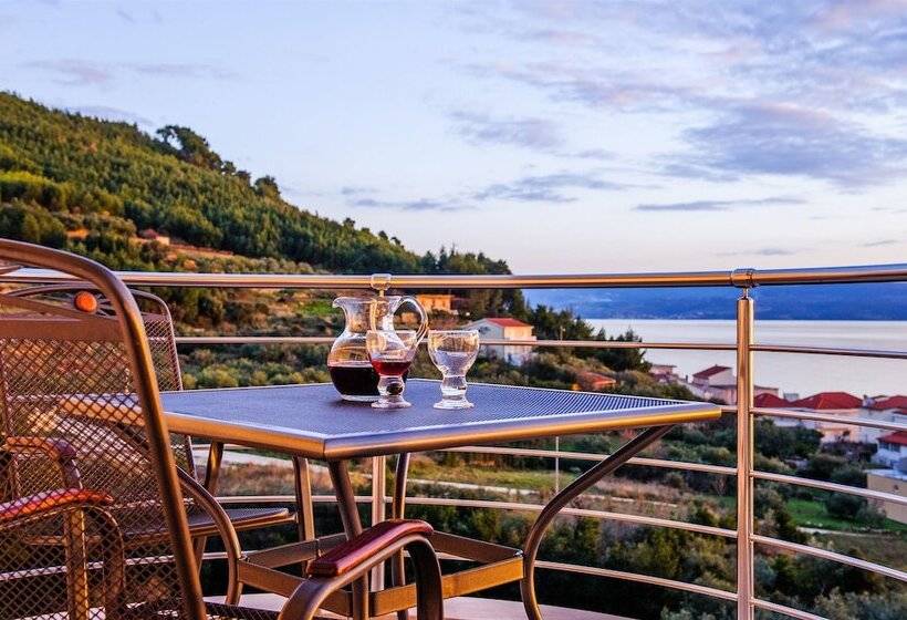 استودیوی استاندارد, Apartment And Rooms Ana