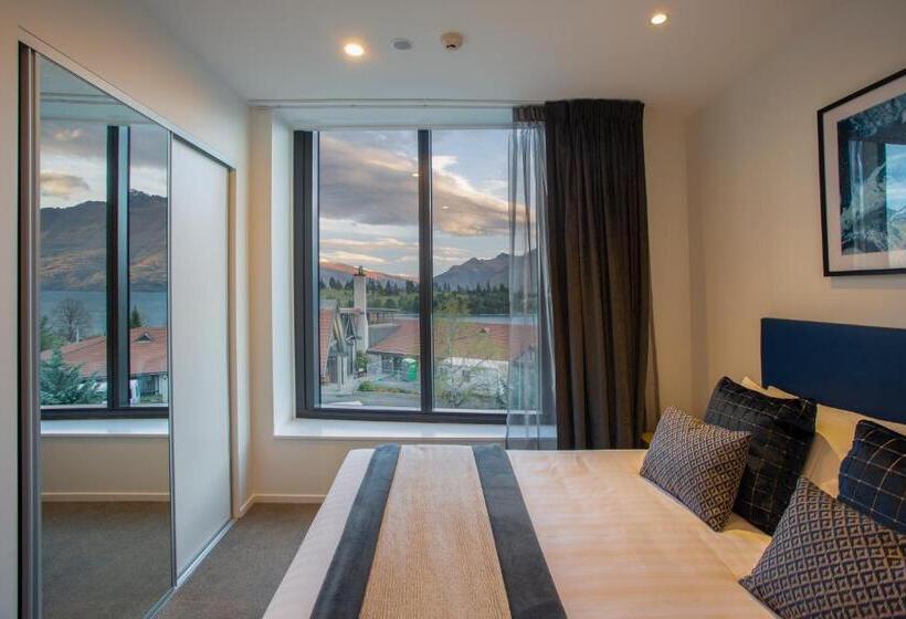 اتاق استاندارد با چشم‌انداز دریاچه, Ramada By Wyndham Queenstown Central
