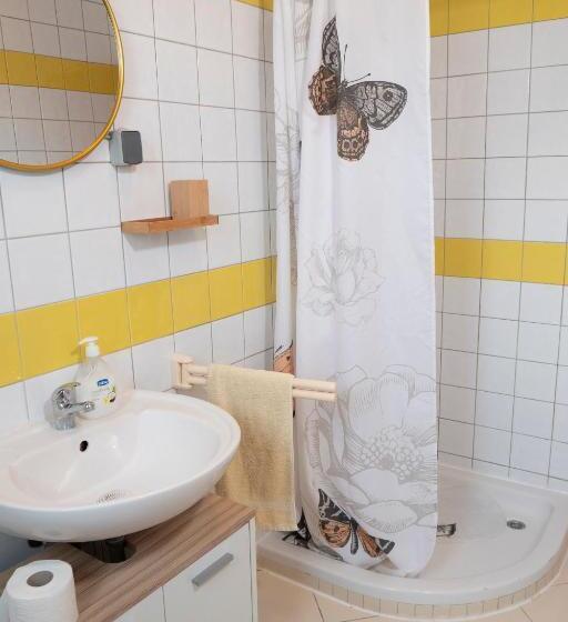آپارتمان 2 خوابه با تراس, Apartment And Rooms Vilma