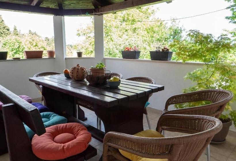 آپارتمان 2 خوابه با تراس, Apartment And Rooms Vilma