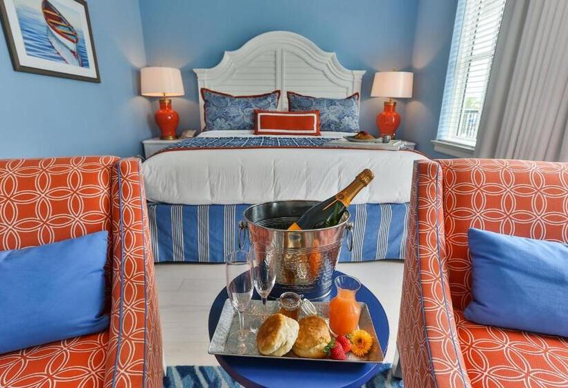 اتاق سوپریور با تخت بزرگ, Harborside At Charleston Harbor Resort And Marina