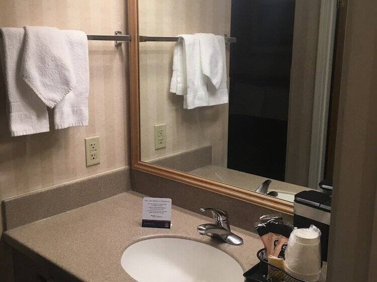 Люкс Кровать Кинг, Clarion Suites Downtown Anchorage