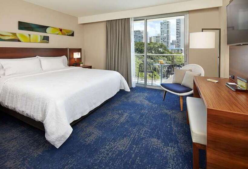 اتاق استاندارد با تخت بزرگ برای معلولان, Hilton Clearwater Beach Resort & Spa