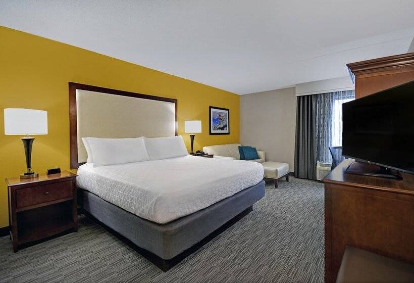 سوئیت برای معلولان, Holiday Inn Express & Suites Cincinnati Riverfront, An Ihg