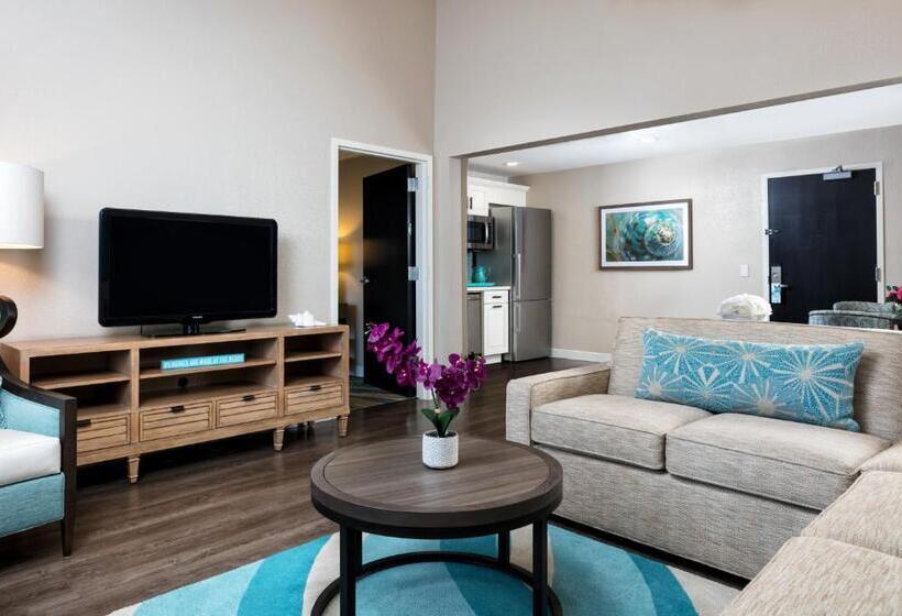 3 Bedroom Suite, Opal Key Resort & Marina