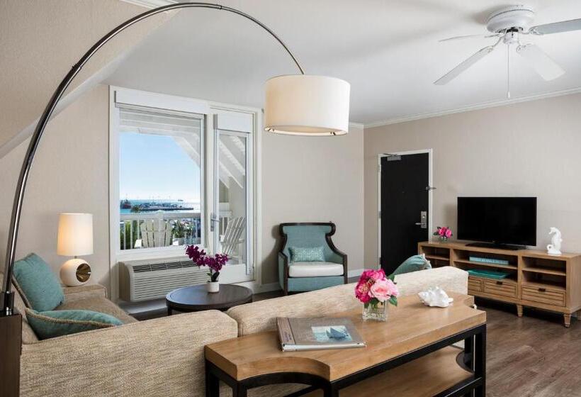 3 Bedroom Suite, Opal Key Resort & Marina