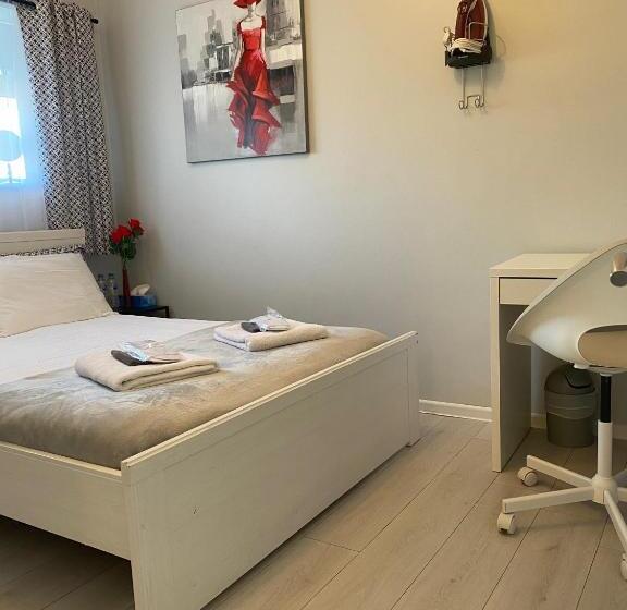 اتاق استاندارد, Comfortable Rooms In The House