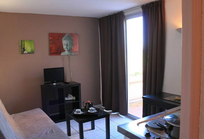 استودیو خانوادگی, Residence Antinea